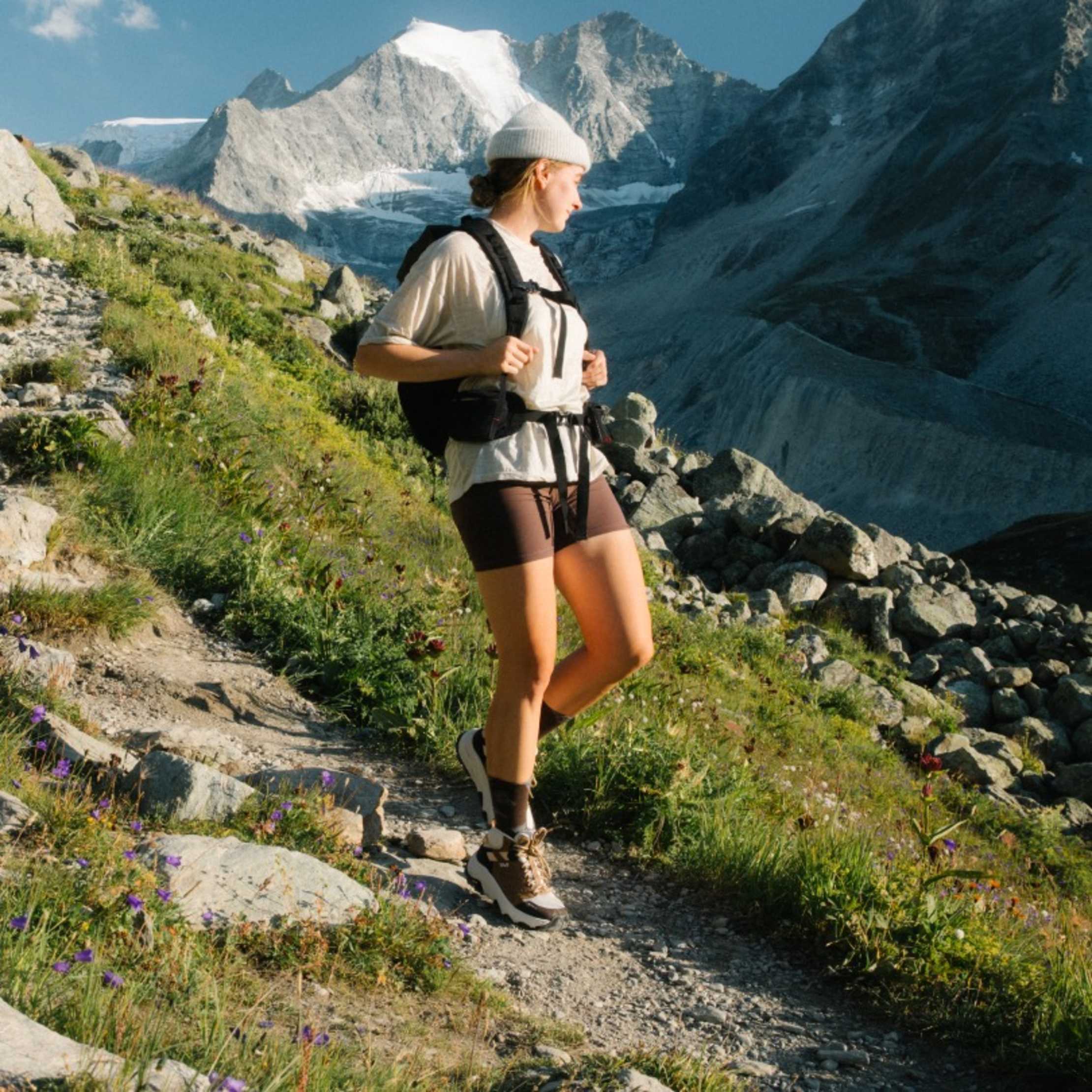 Women's Grandview Max GORE-TEX Hiking Boot 6 Women's Grandview Max GORE-TEX Hiking Boot