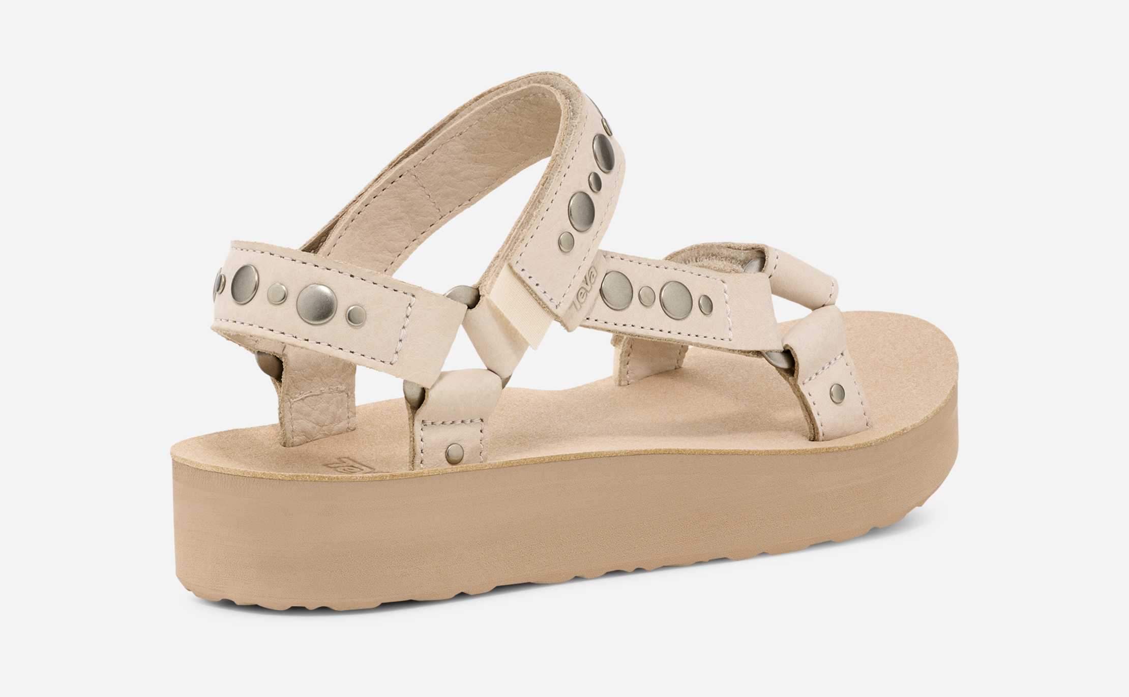 Women's Midform Universal Studded Sandal 8 Women's Midform Universal Studded Sandal